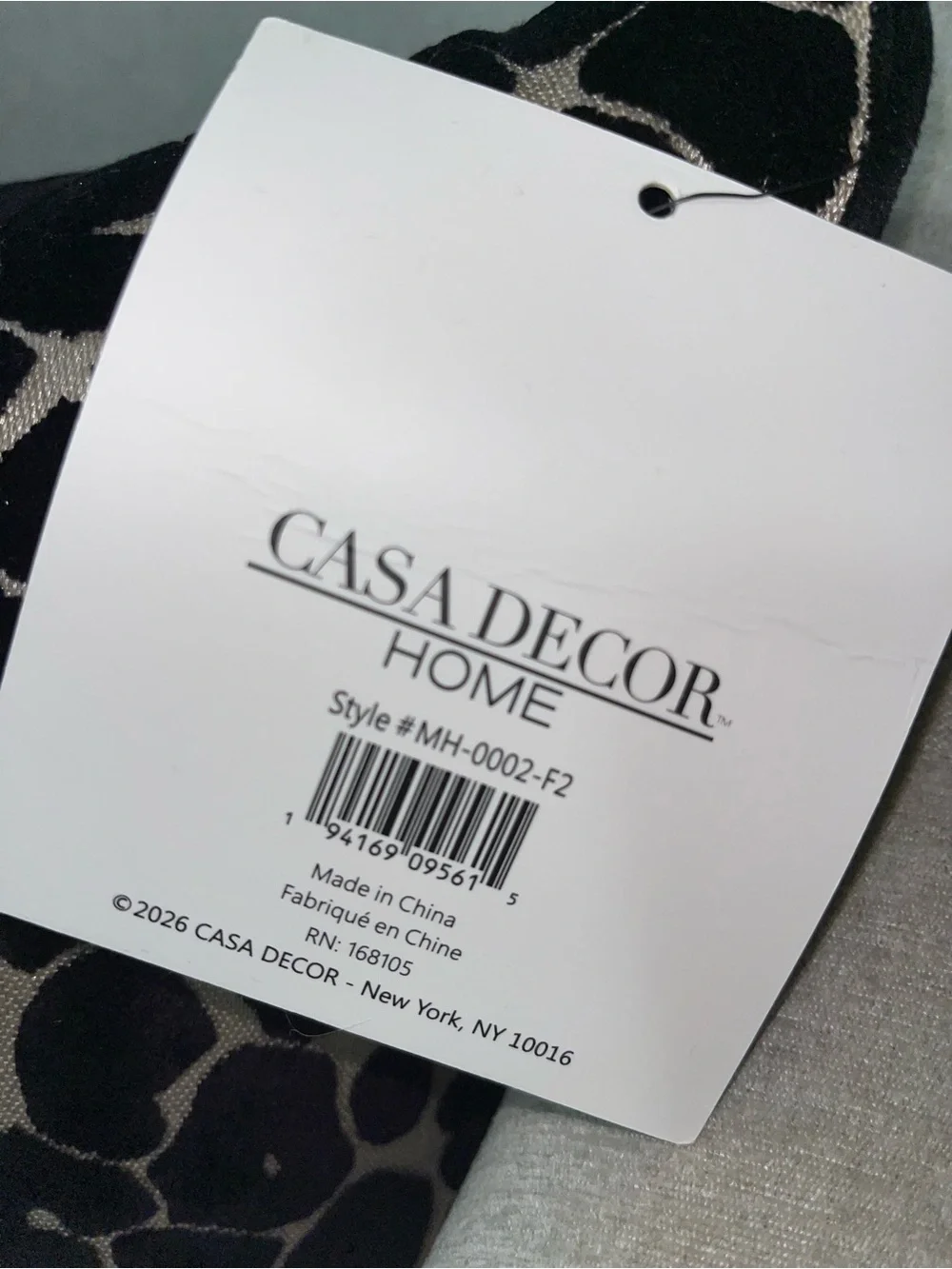 2-NWT CASA DECOR CUT VELVET LEOPARD DESIGN DECORATIVE PILLOWS